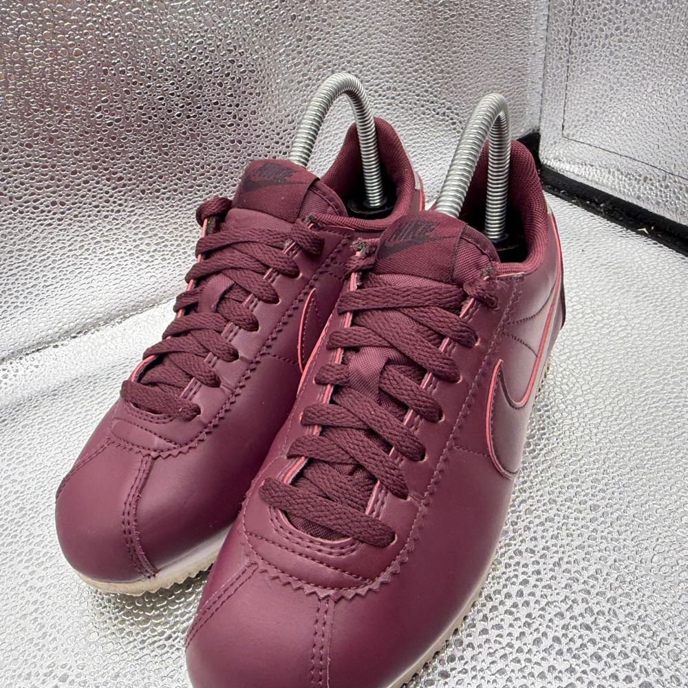 Size 7 Nike Classic Cortez Leather Sneakers Womens Burgundy Excellent 807471-603 - Picture 4 of 11